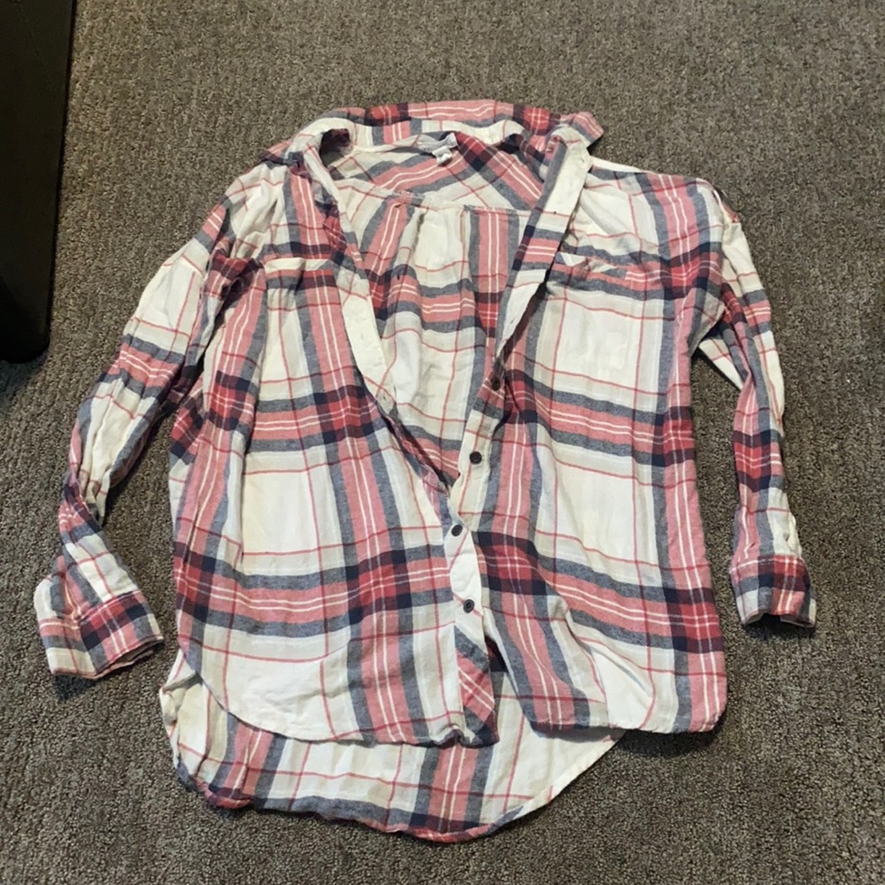 Pink and white flannel. Super comfortable and warm. Size Large.